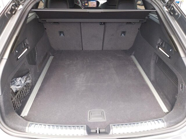 Audi A6 Avant Quattro S-Tronic