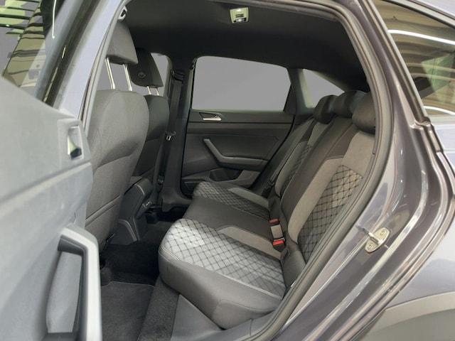 Volkswagen Taigo 1.0 TSI DSG R-Line