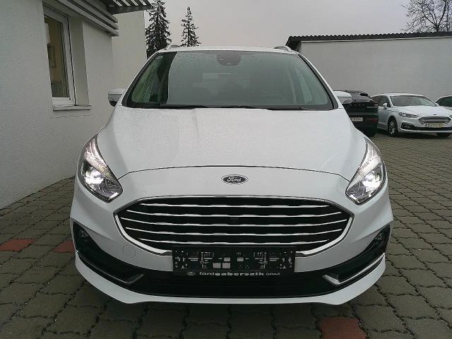 Ford Galaxy Titanium