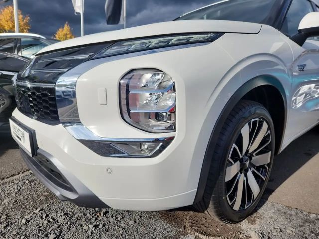 Mitsubishi Outlander 4WD