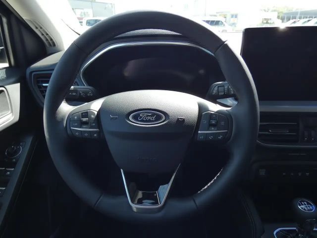 Ford Focus Titanium Wagon