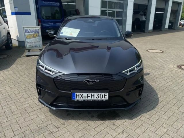 Ford Mustang Mach-E AWD GT