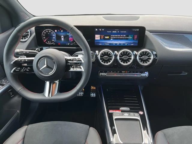 Mercedes-Benz B 200 AMG Line