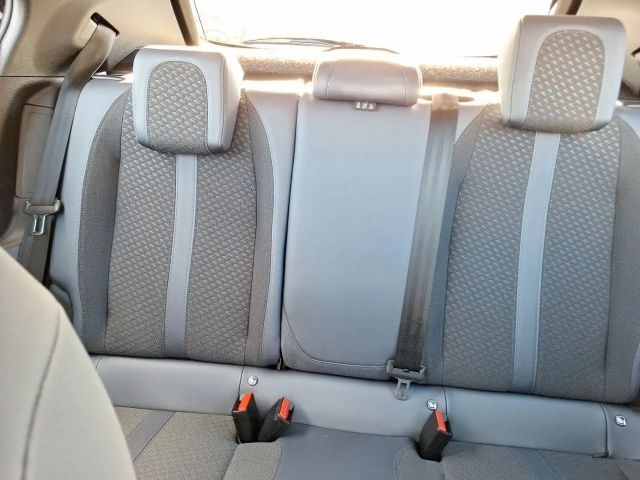 Peugeot E-2008 Allure Pack