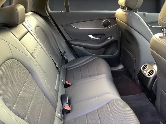 Mercedes-Benz GLC 300 4MATIC