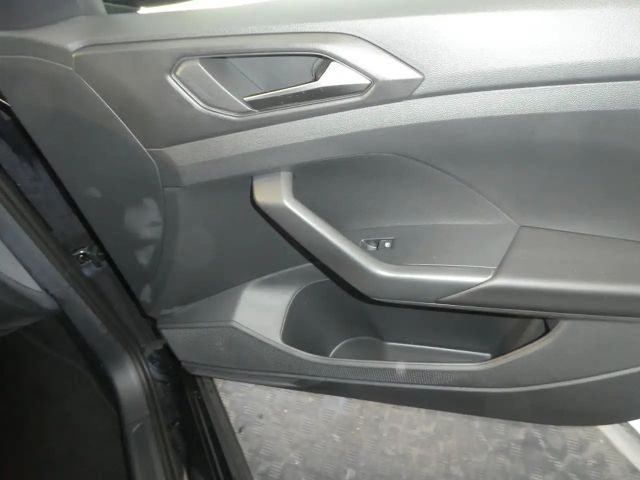 Volkswagen T-Cross 4Me TSI