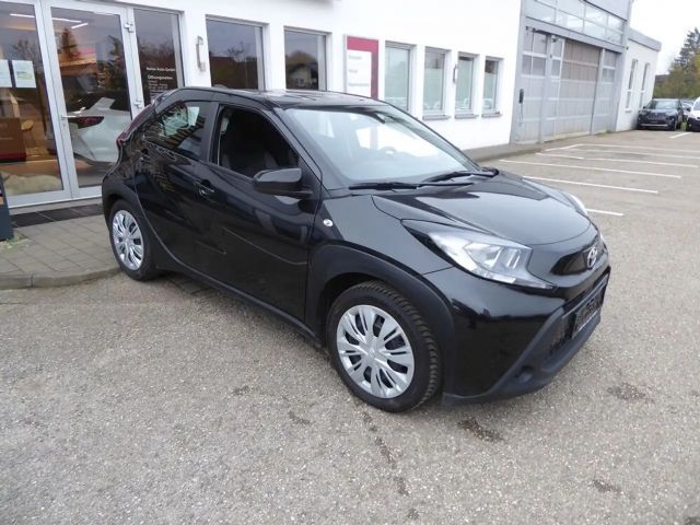 Toyota Aygo X Hatchback Play VVT-i