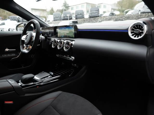 Mercedes-Benz CLA 45 AMG 4MATIC+ AMG Line Coupé