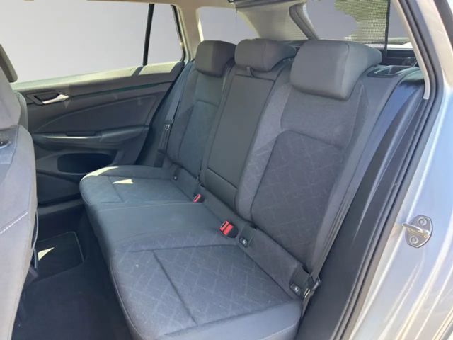 Volkswagen Golf 2.0 TDI Golf VIII Life Variant