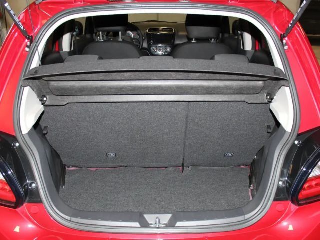 Mitsubishi Space Star Star