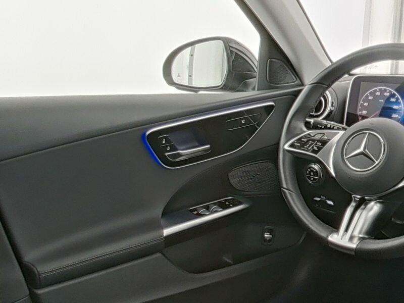 Mercedes-Benz C 200 AVANTGARDE Estate