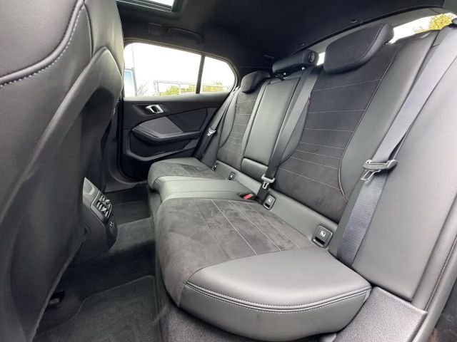 BMW 135 Sedan xDrive