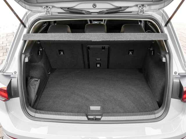 Volkswagen Golf 1.5 eTSI Golf VIII Life