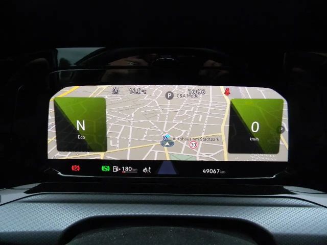 Volkswagen Golf DSG Golf VIII IQ.Drive