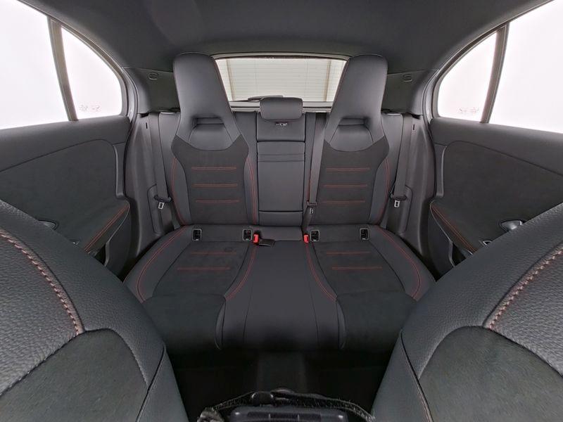 Mercedes-Benz A 200 AMG Line