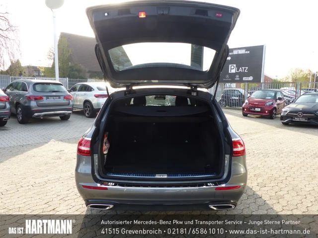 Mercedes-Benz E 200 AVANTGARDE Estate