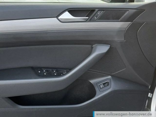 Volkswagen Passat 1.5 TSI Variant