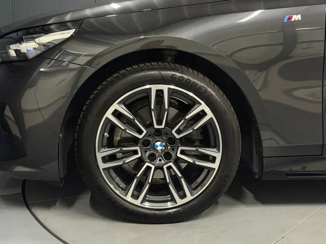 BMW 520 520d M-Sport Touring