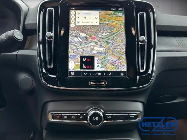 Volvo XC40 AWD Plus Recharge Twin Engine