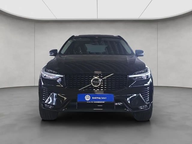 Volvo XC60 AWD Dark Plus