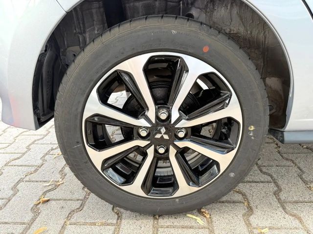 Mitsubishi Space Star Star