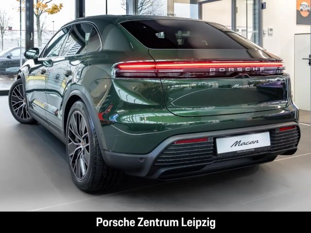 Porsche Macan 4