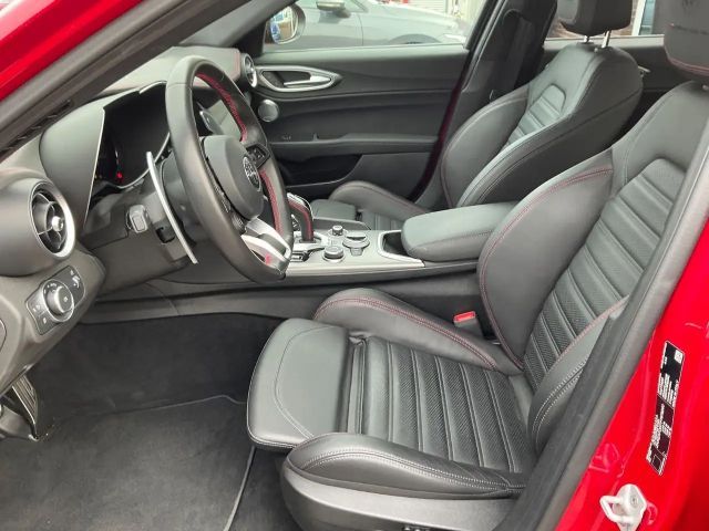 Alfa Romeo Giulia Q4