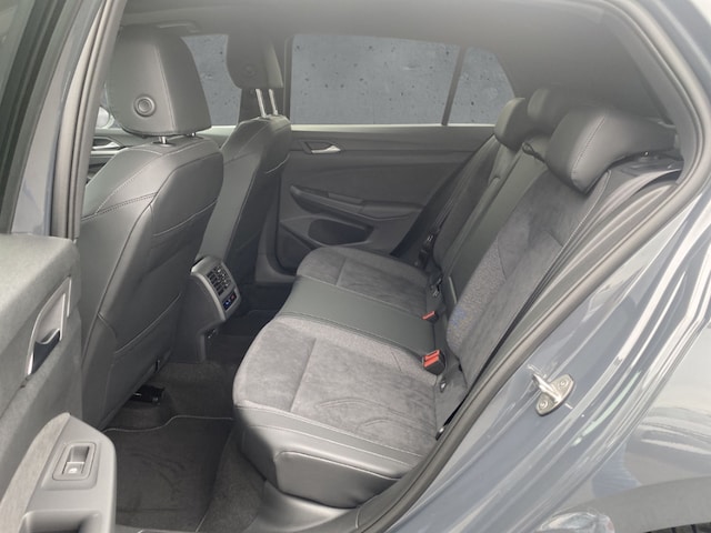 Volkswagen Golf 1.5 eTSI DSG