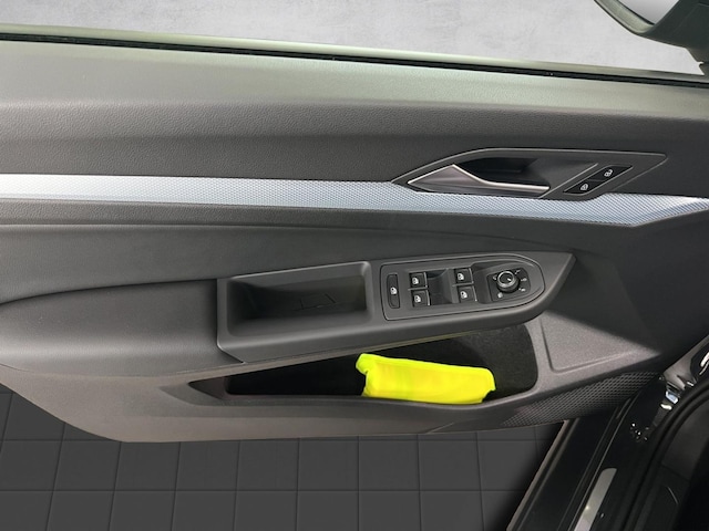 Volkswagen Golf 1.5 eTSI DSG