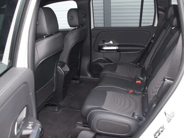 Mercedes-Benz EQB 300 4MATIC