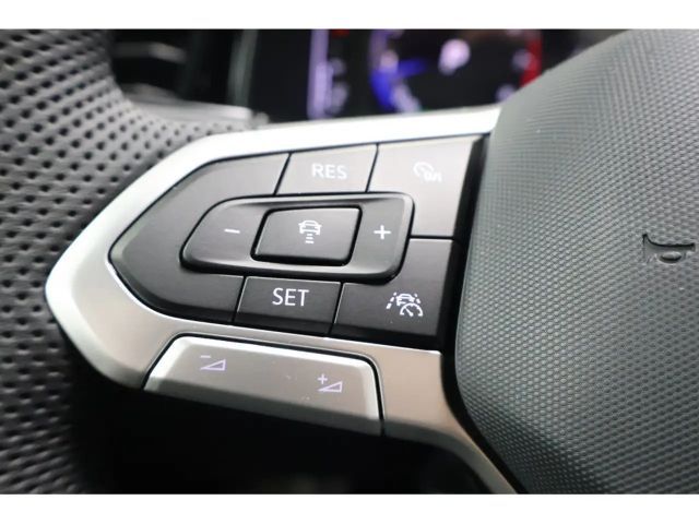 Volkswagen T-Roc 1.5 TSI DSG R-Line