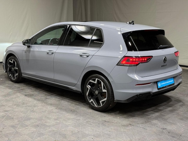 Volkswagen Golf 1.5 eTSI DSG R-Line