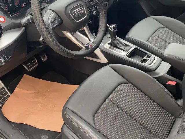 Audi Q2 35 TFSI S-Line