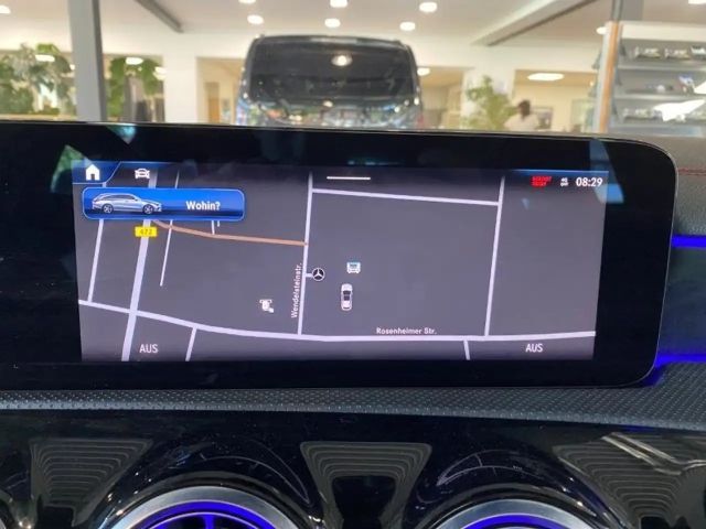 Mercedes-Benz CLA 200 AMG Line