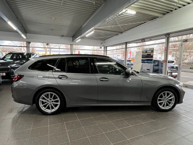 BMW 320 320d Touring xDrive