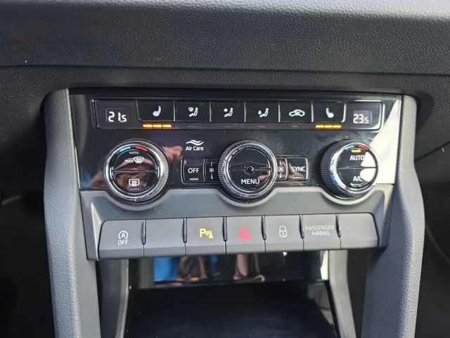 Skoda Karoq 1,0TSI 115PS Navi/LED/ACC/Kamera/Winterp.    **