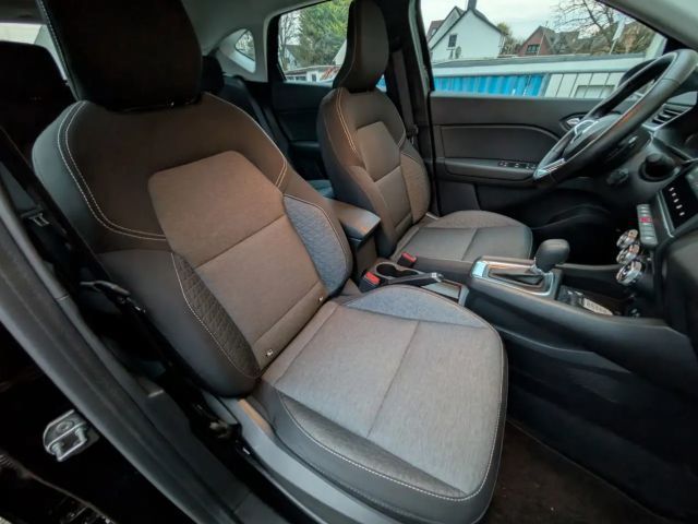 Renault Captur EDC Evolution Hybrid