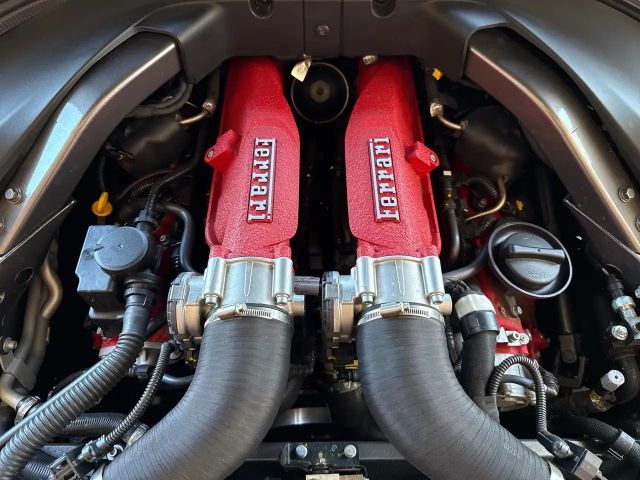 Ferrari Roma *Kamera*Navi*PDC*Klima*Leder*