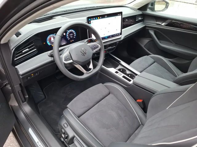 Volkswagen Passat DSG Elegance Elegance Variant