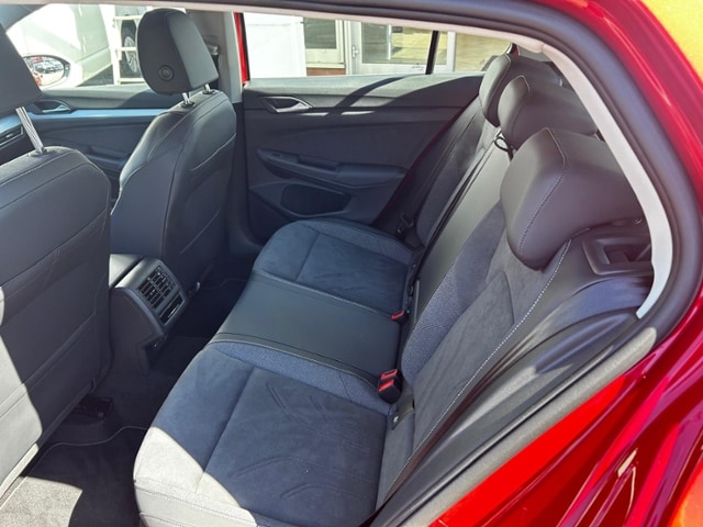Volkswagen Golf 1.5 TSI