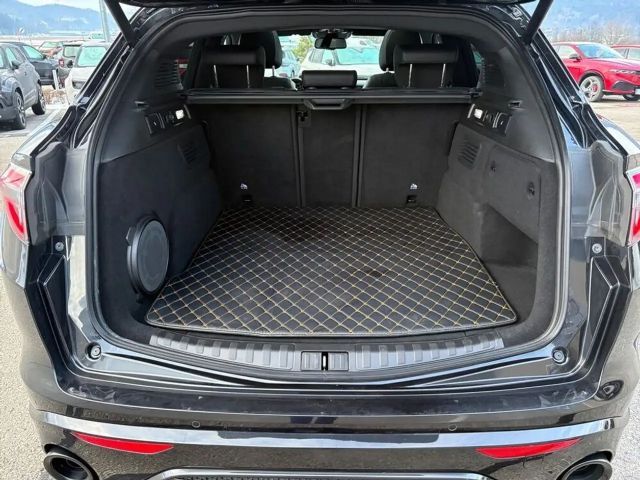 Alfa Romeo Stelvio Q4 Veloce