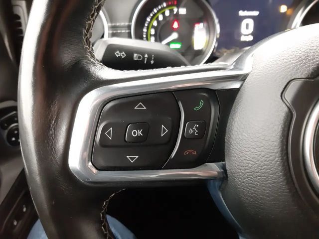 Jeep Wrangler Sahara