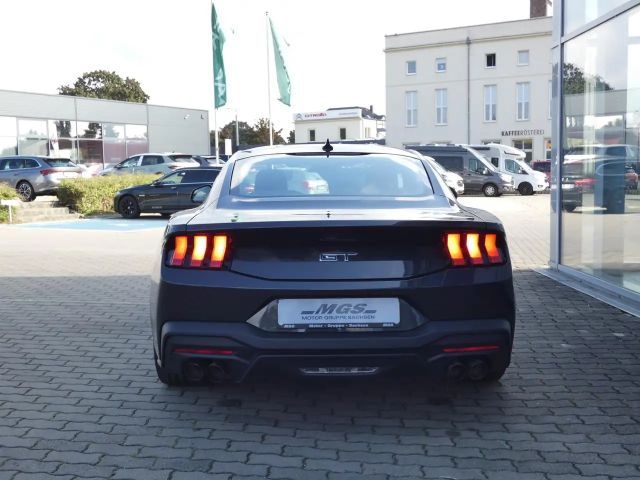 Ford Mustang Fastback GT 5.0 V8