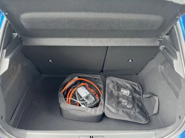 Peugeot E-208 Active Pack