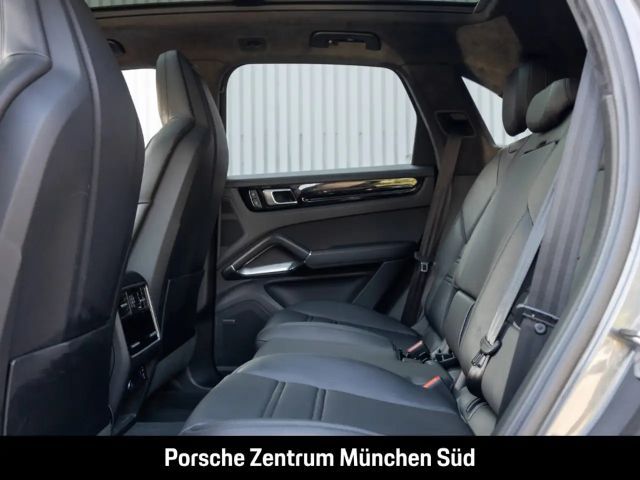 Porsche Cayenne E-Hybrid S Turbo