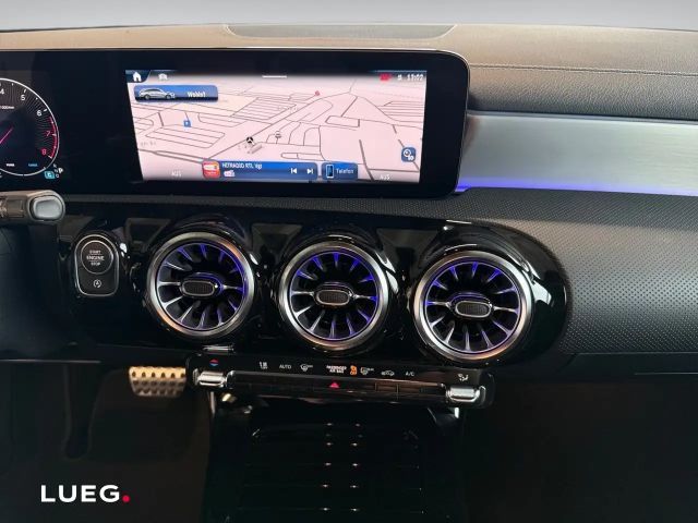 Mercedes-Benz CLA 200 AMG Line Shooting Brake