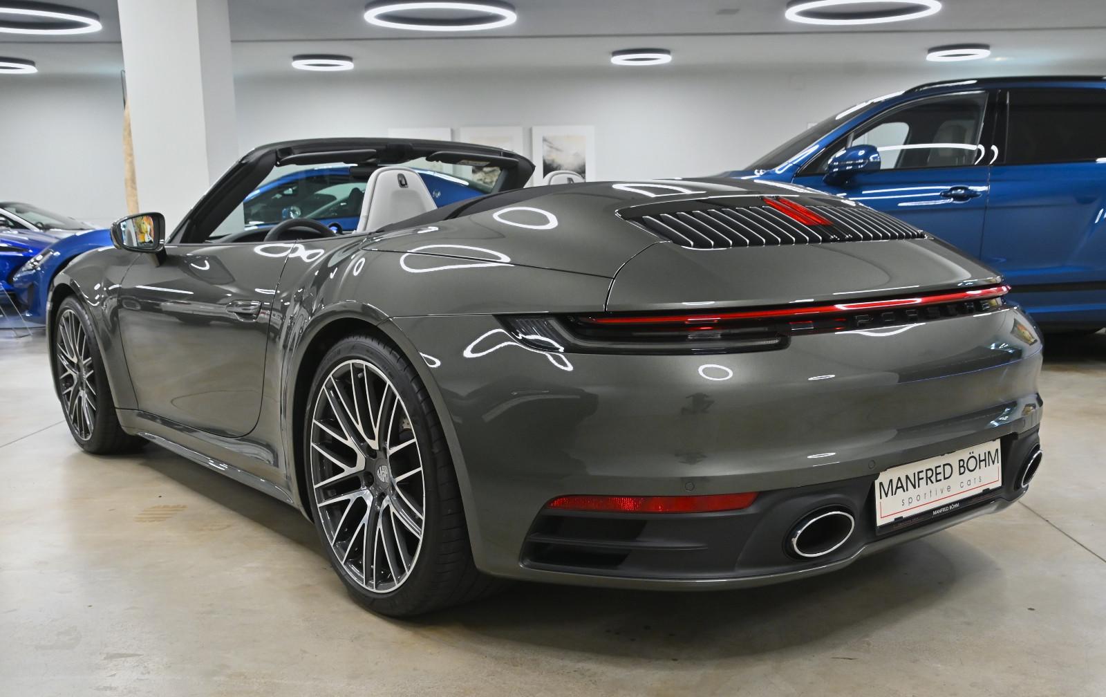 Porsche 911 4 992 Cabriolet Carrera