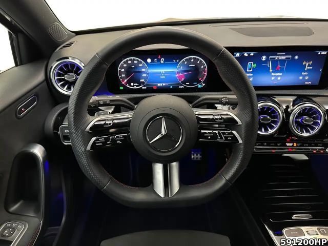 Mercedes-Benz A 200 AMG Line