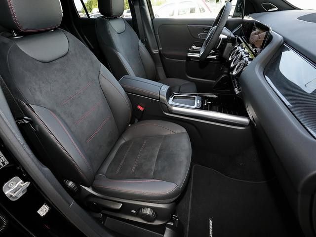 Mercedes-Benz GLA 200 AMG Line