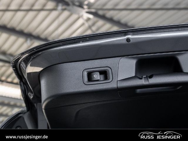 Mercedes-Benz B 220 4MATIC Sedan